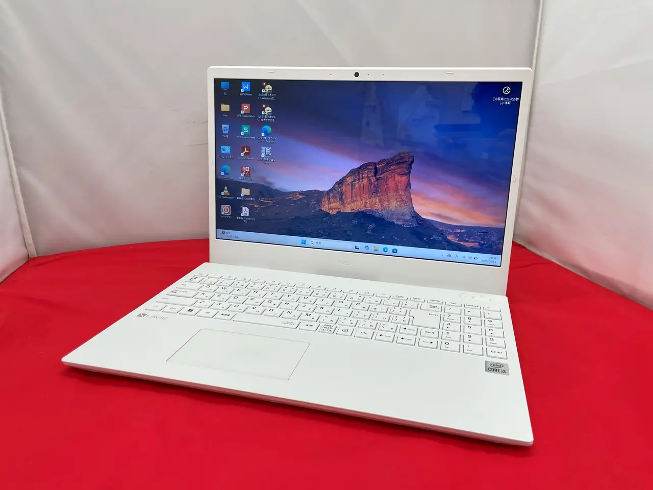 NEC LaVie N1530CAW (第10世代CPU)