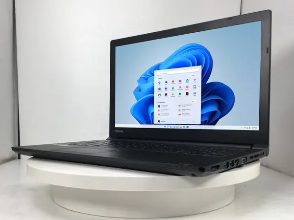 東芝 dynabook Satellite B35/R（第5世代CPU）