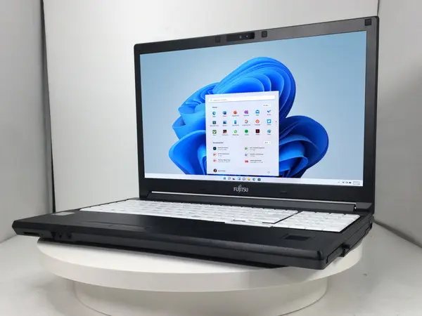 富士通 FUTRO MA576（第6世代CPU）