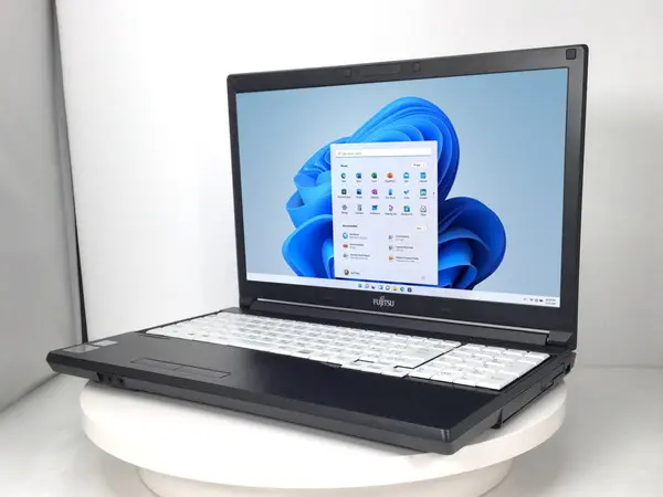 富士通 LIFEBOOK A576/S（第6世代CPU）





