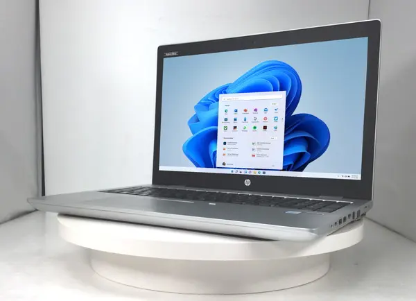 HP ProBook 650 G4(CPU：Core i3 8130U 2.2GHz/メモリ：8GB/HDD