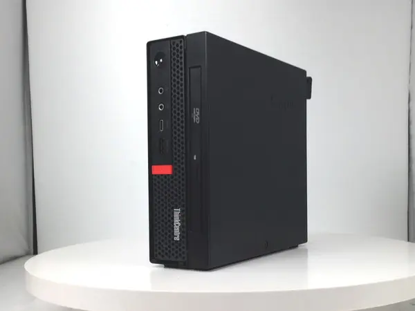 Lenovo ThinkCentre M720Q Tiny（第8世代CPU）