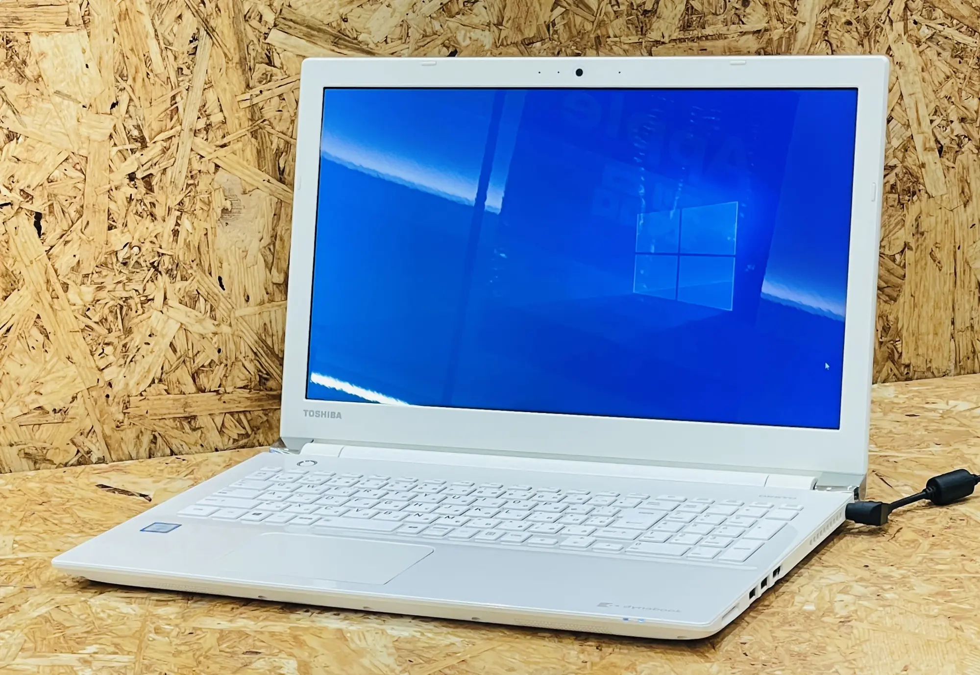 TOSHIBA dynabook EX/45AW