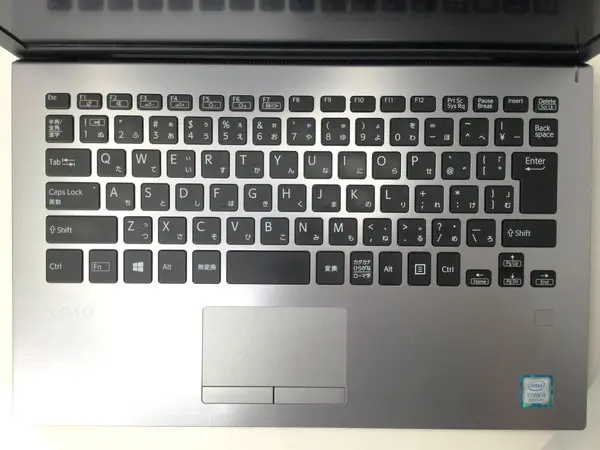 VAIO Pro PG VJPG11C11N シルバー（訳あり）(CPU：Core i5 8250U 1.6