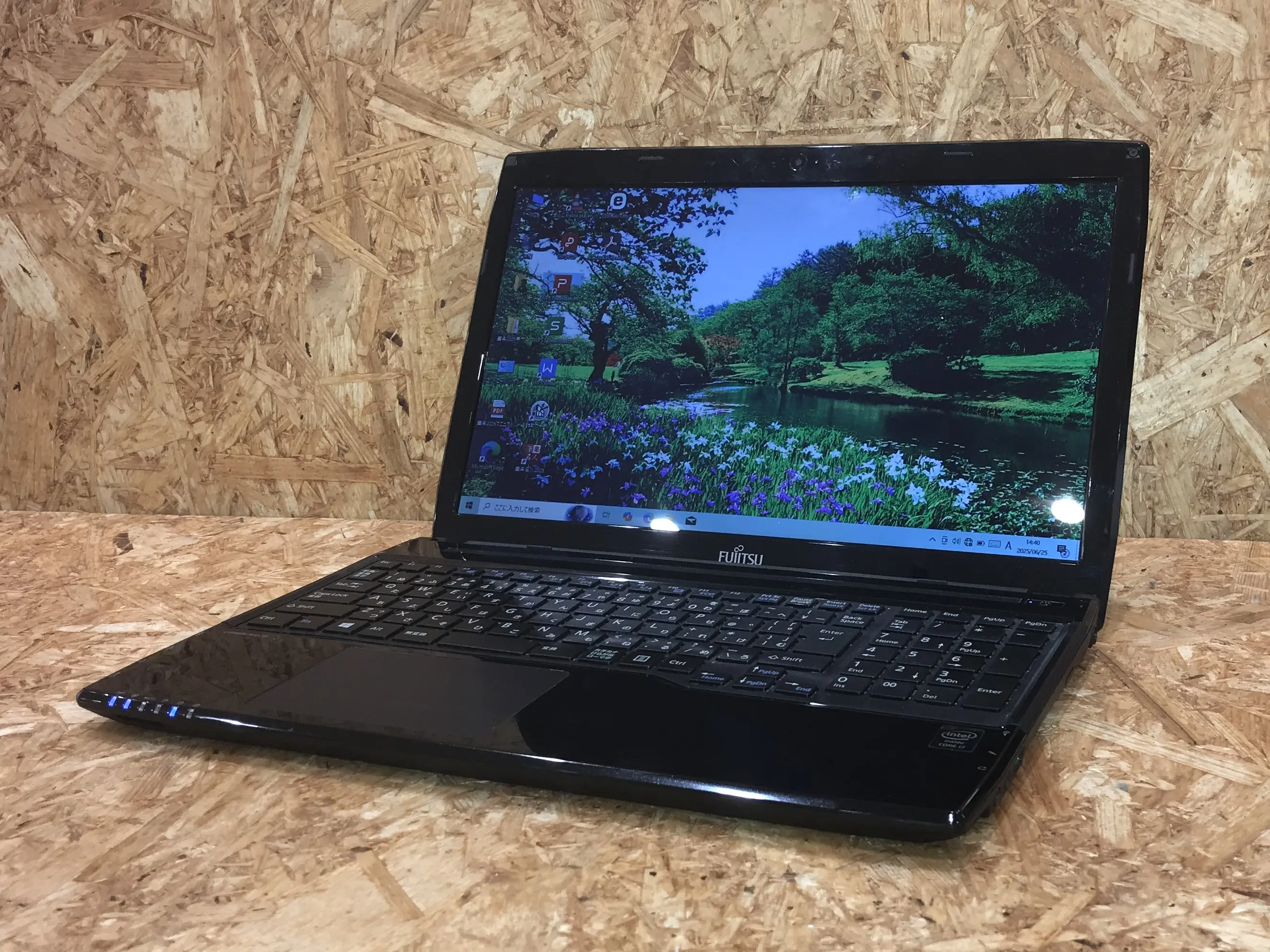 富士通 LIFEBOOK AH45 R (第4世代CPU)
