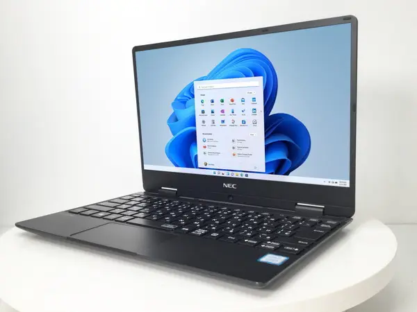 NEC VersaPro VKT13/H-4（第8世代CPU）

