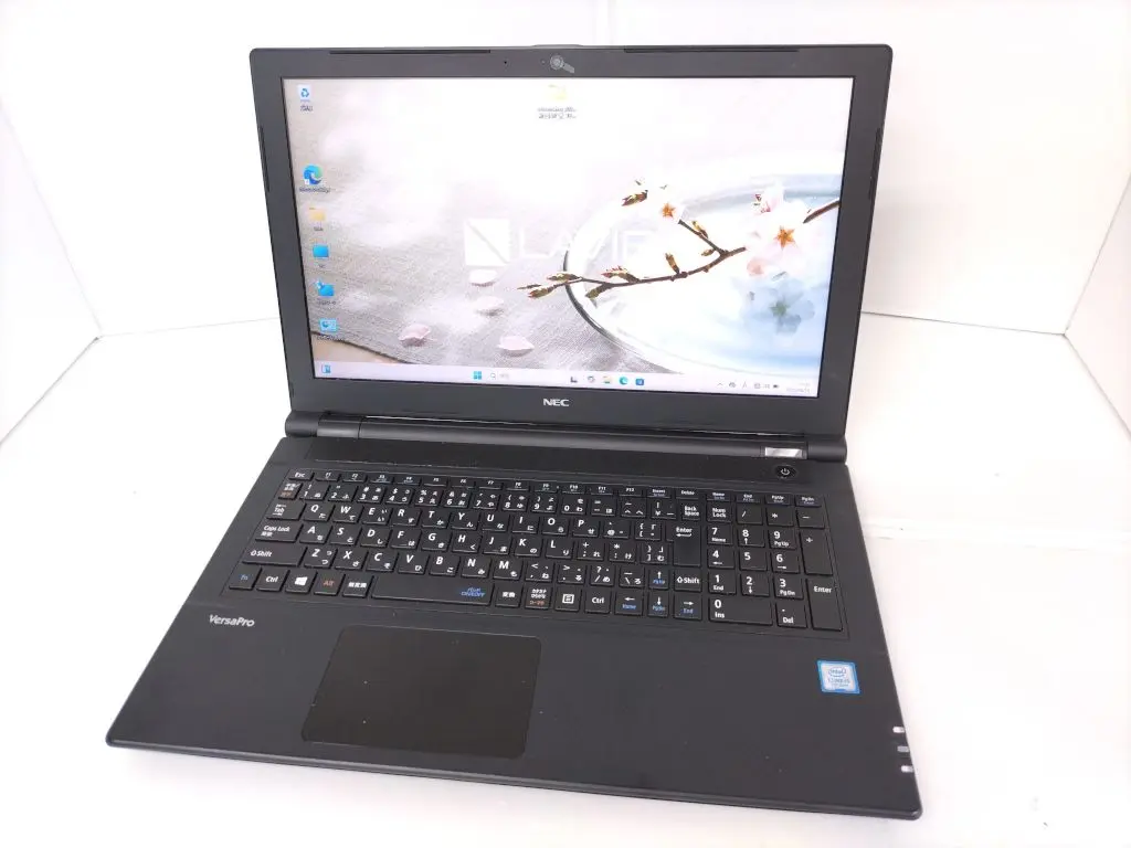 NEC PC-VUT25FB7S3R4 (第7世代CPU）