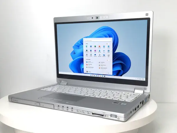 Panasonic Let'snote CF-MX5（第6世代CPU）