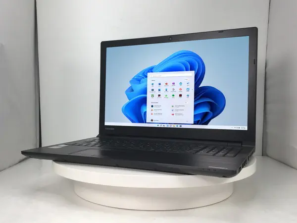 東芝 dynabook B65/A（第6世代CPU）