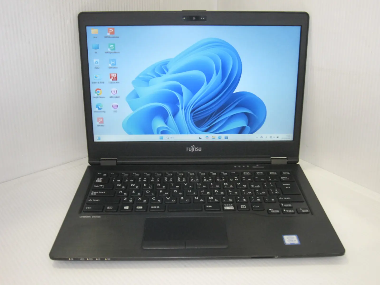 富士通 LIFEBOOK U748/S(第7世代CPU)