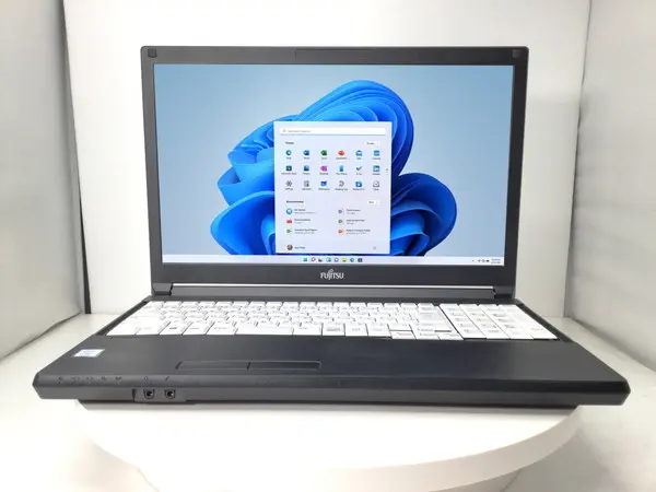 富士通　lifebook a579/a 富士通 【中古パソコン】富士通 LIFEBOOK A579/A 中古 ノート