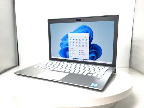 VAIO Pro PF VJPF11C11N ホワイト（第8世代CPU）