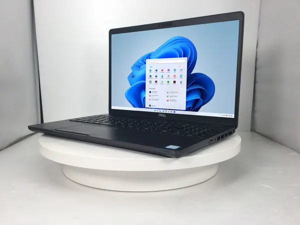 DELL Latitude 5500（第8世代CPU）