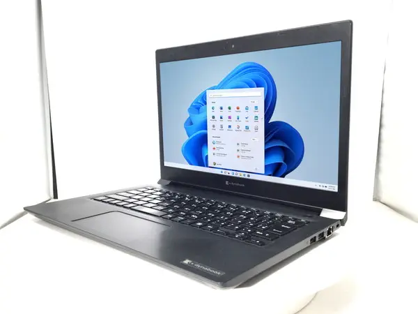 東芝 dynabook S73/FR（第10世代CPU）