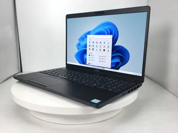DELL Latitude 5500（第8世代CPU）