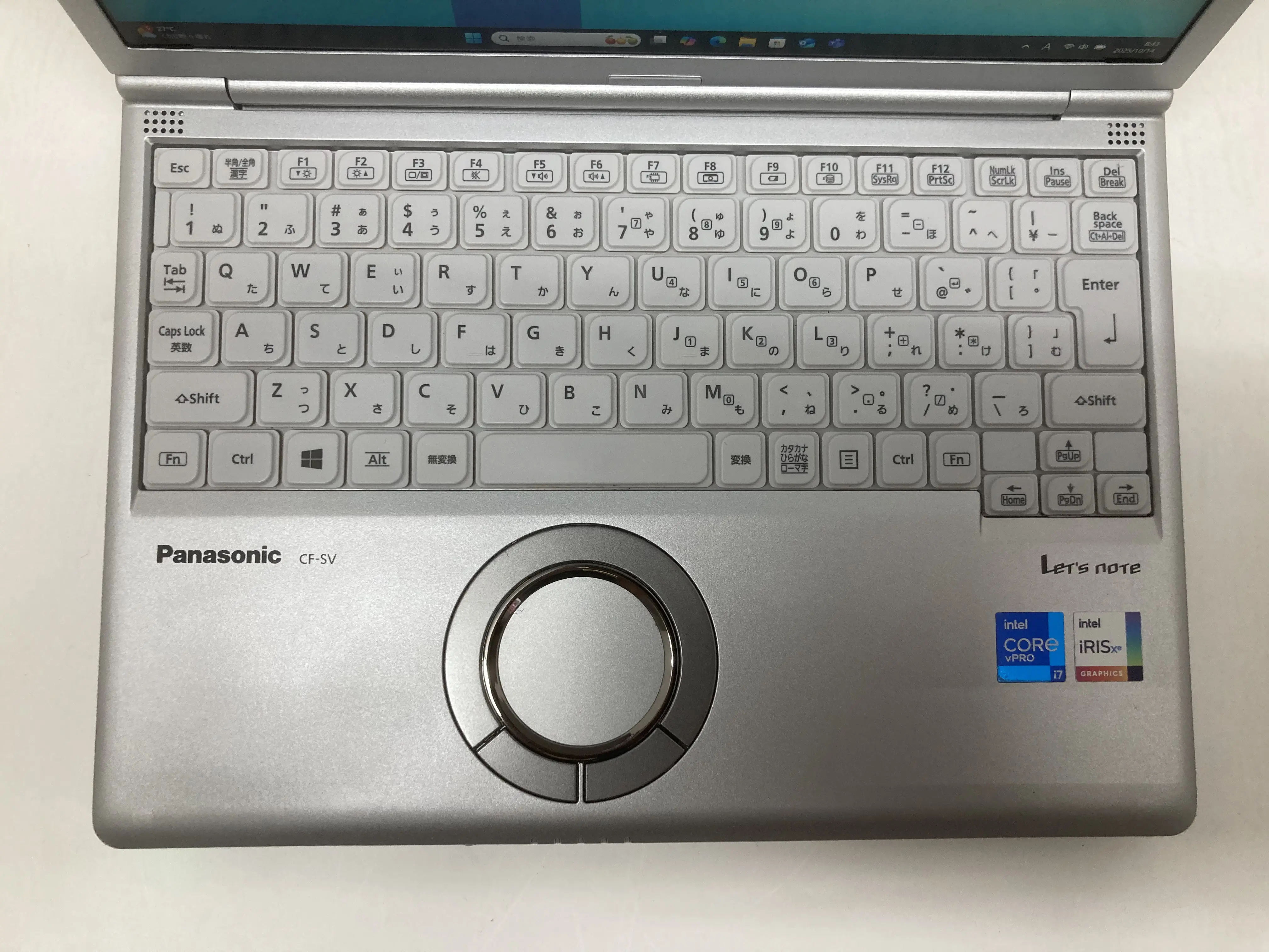 Let's note SV1(CPU： Core i7 1185G7 3GHz/メモリ：32GB/SSD：256GB)