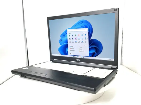 富士通 LIFEBOOK A5510/D （第10世代CPU）

