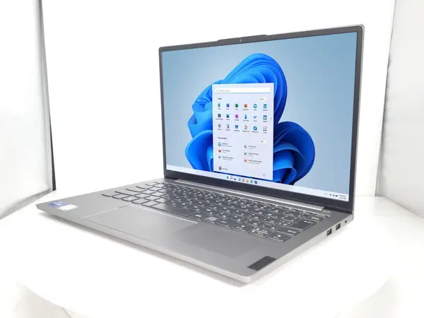 Lenovo ThinkBook 13s G2（第11世代CPU）