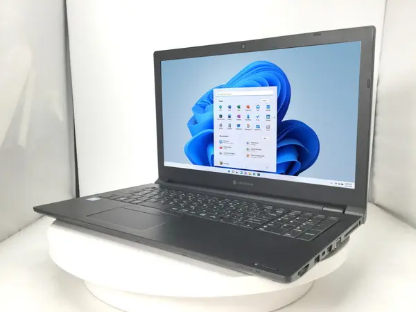 東芝 dynabook B55/ER（第8世代CPU）
