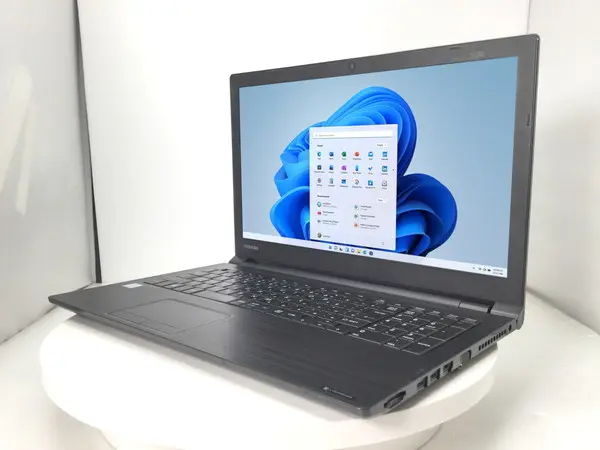 東芝 dynabook B55/M（第8世代CPU）
