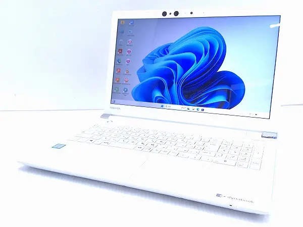 東芝 dynabook T75/GW