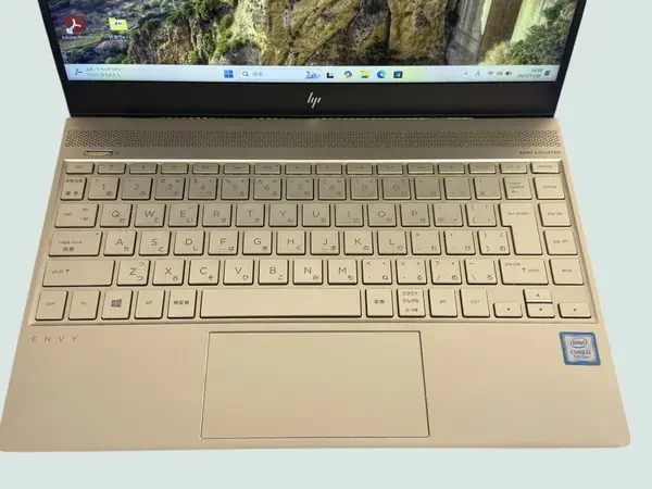 その他ノートPC本体 HP envy laptop 13-ad0xx corei37100U HP ENVY Laptop 13-ad0xx(CPU：Core i3 7100U 2.4GHz/メモリ：4GB/SSD