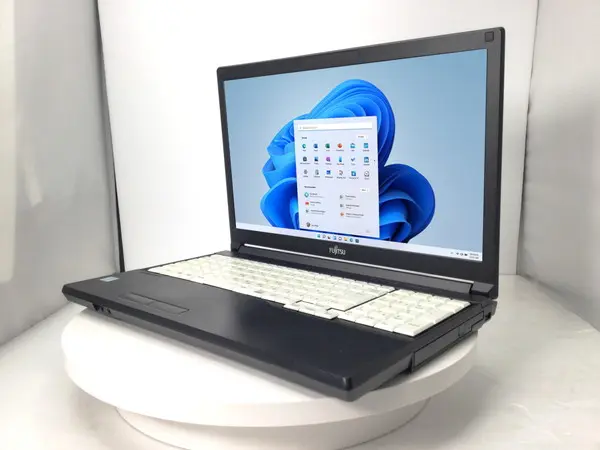富士通 LIFEBOOK A579/A（第8世代CPU）