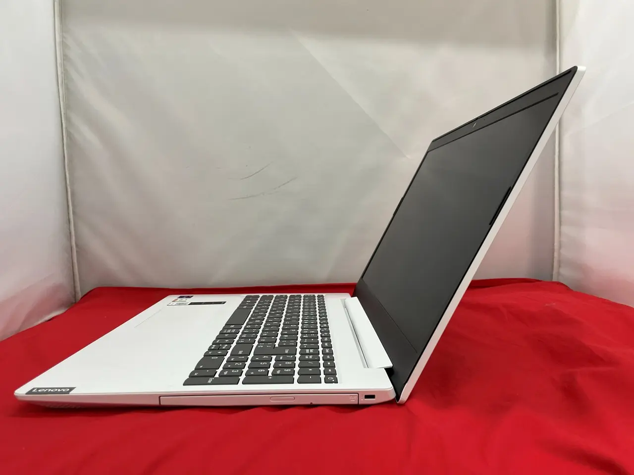 Lenovo IdeaPad L3 15ITL6 ,第11世代 2021年モデル Lenovo IdeaPad L3-15ITL6 (Core i7 1165G7 2.8GHz/8GB/512GB) 2021年