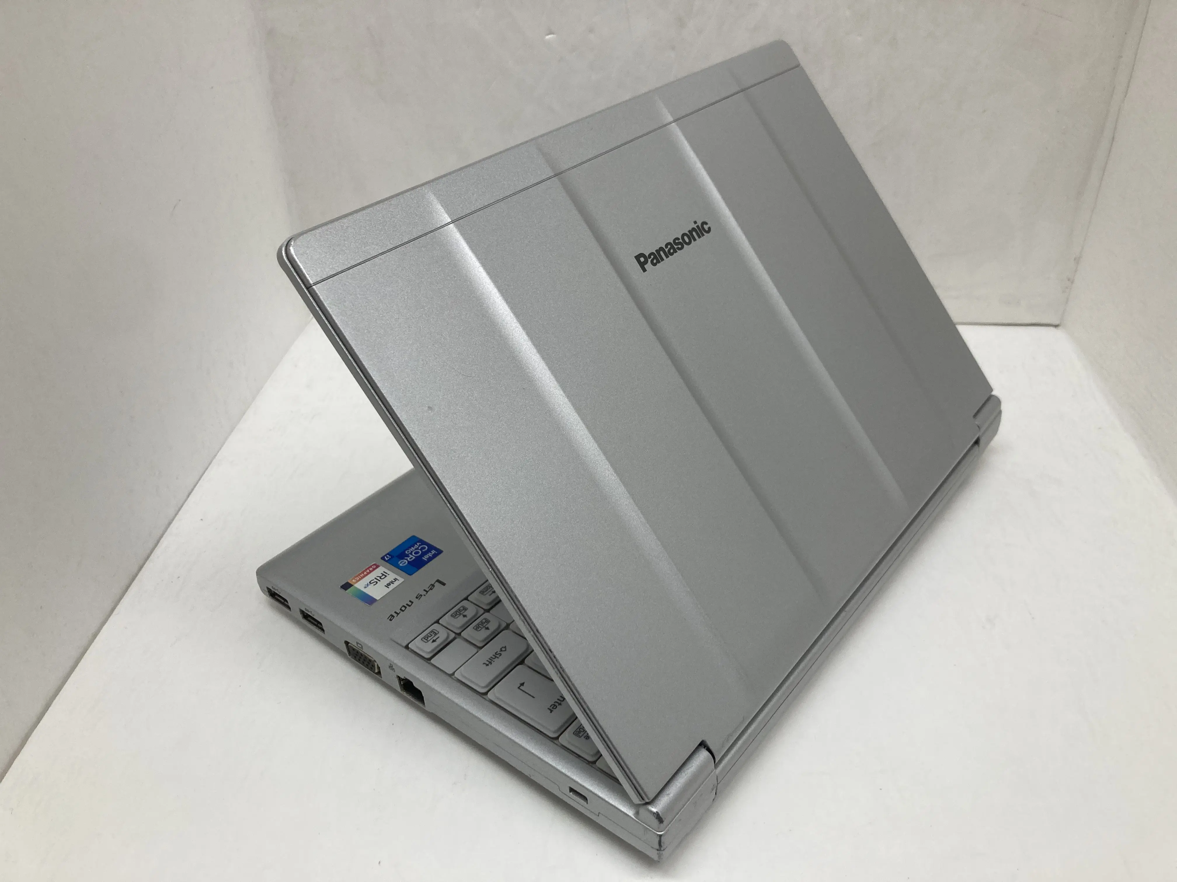 Let's note SV1 CF-SV1DFNQR(CPU： Core i7 1165G7 2.8GHz/メモリ