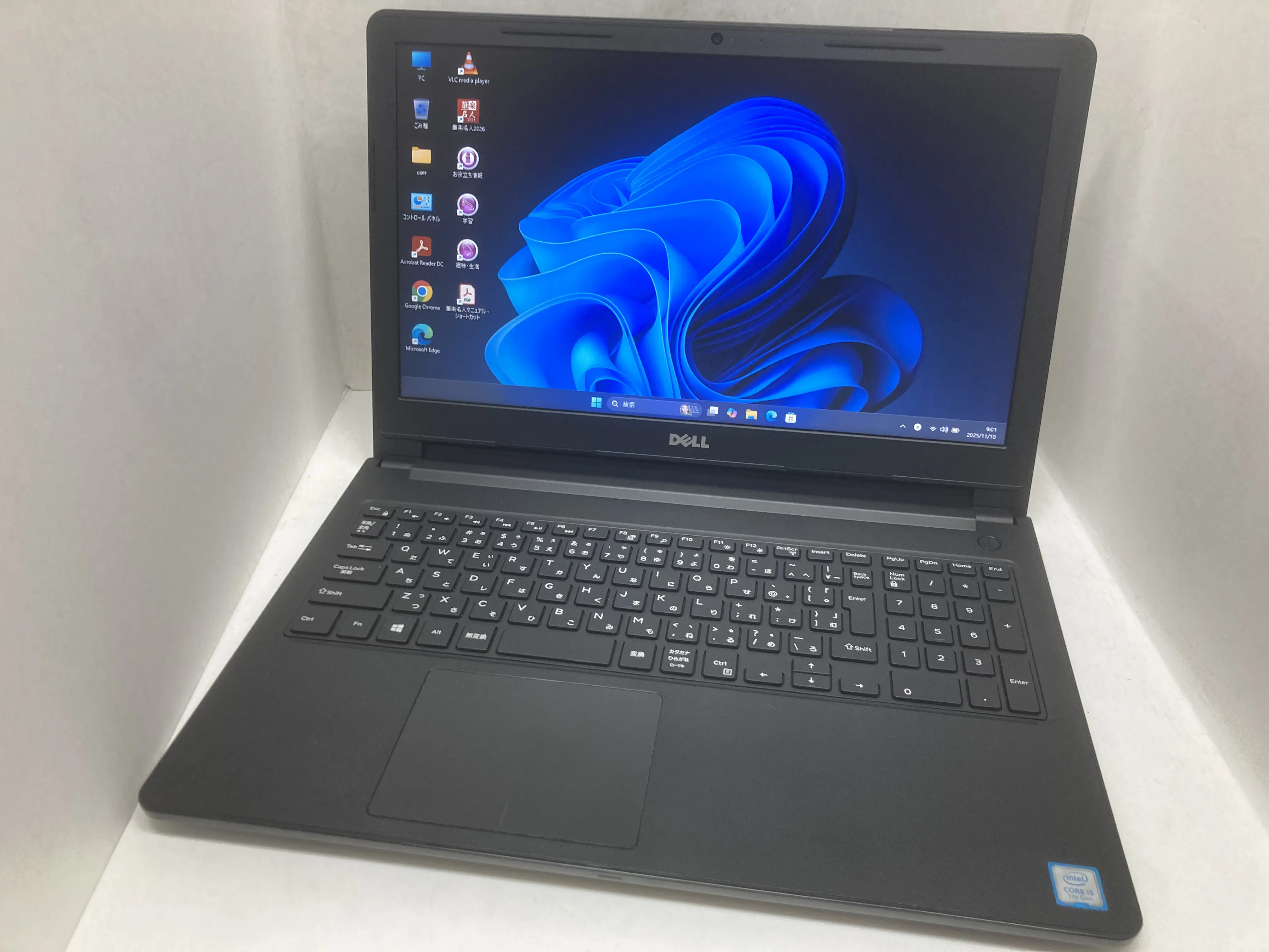 DELL Vostro 15 3568 (第8世代Corei5）