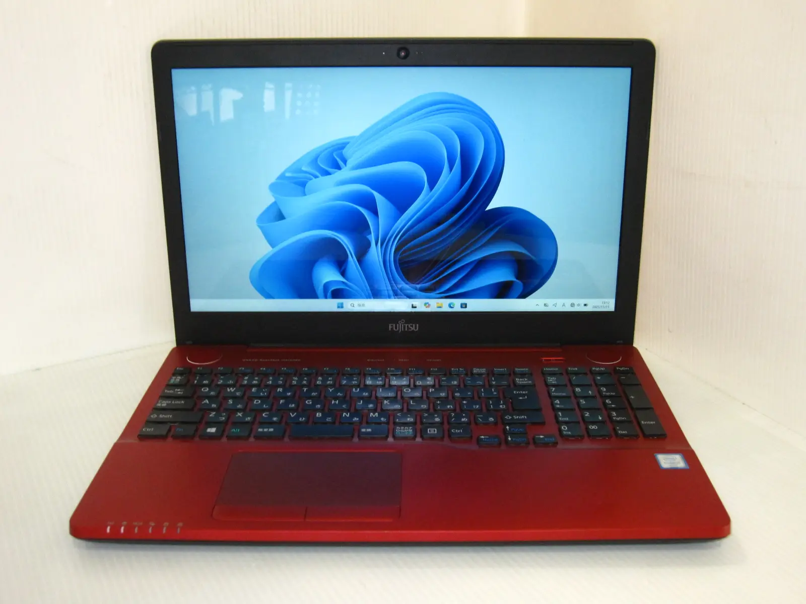 Windowsノート本体 LIFEBOOK AH53/A3 i7-6700 SSD256GB 8GB Amazon.co.jp: 中古パソコン 富士通 LIFEBOOK AH53/A3 FMVA53A3BG