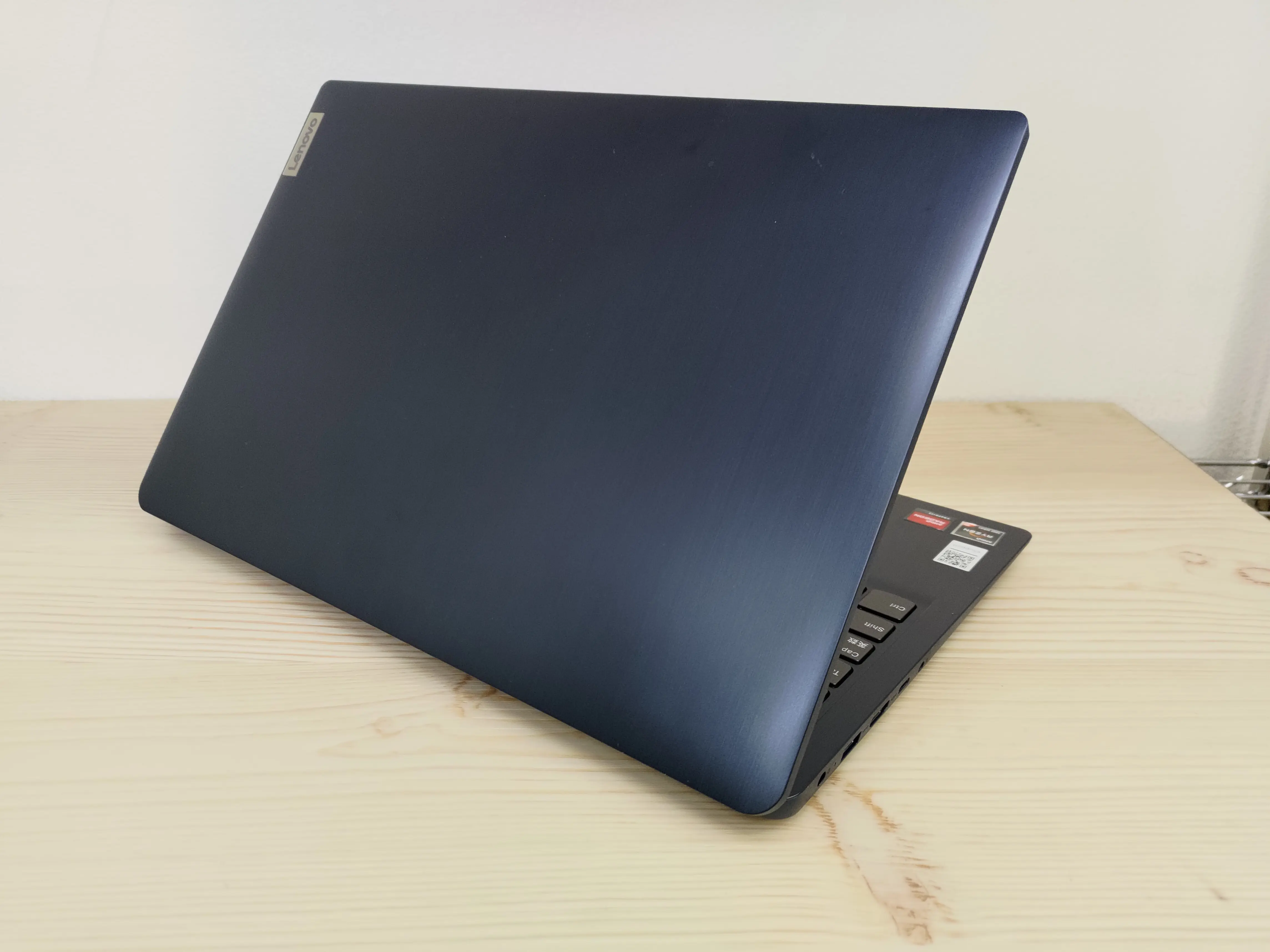 lenovo ideaPad 3 15ABA7(CPU：AMD Ryzen 5 5625U 2.3GHz/メモリ：24GB