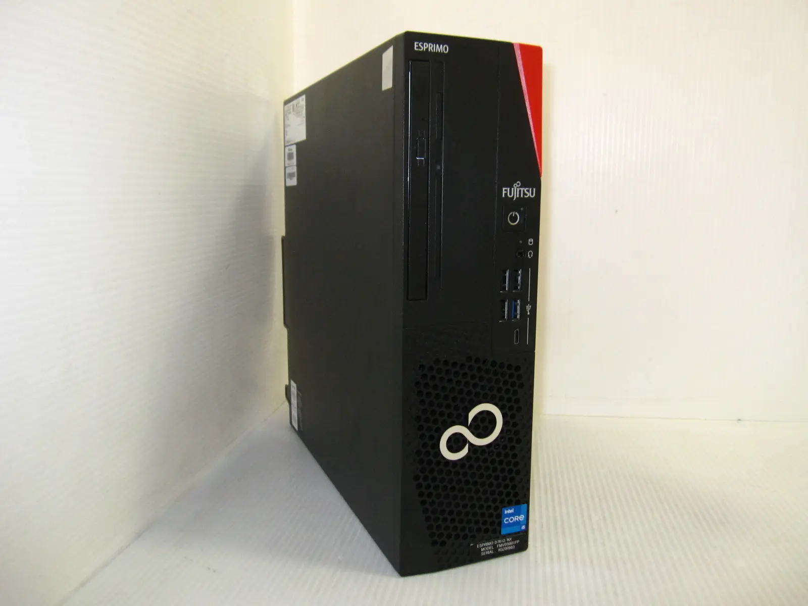 富士通 ESPRIMO D7012/NX (第12世代CPU・ﾒﾓﾘ16GB・SSD256GB)