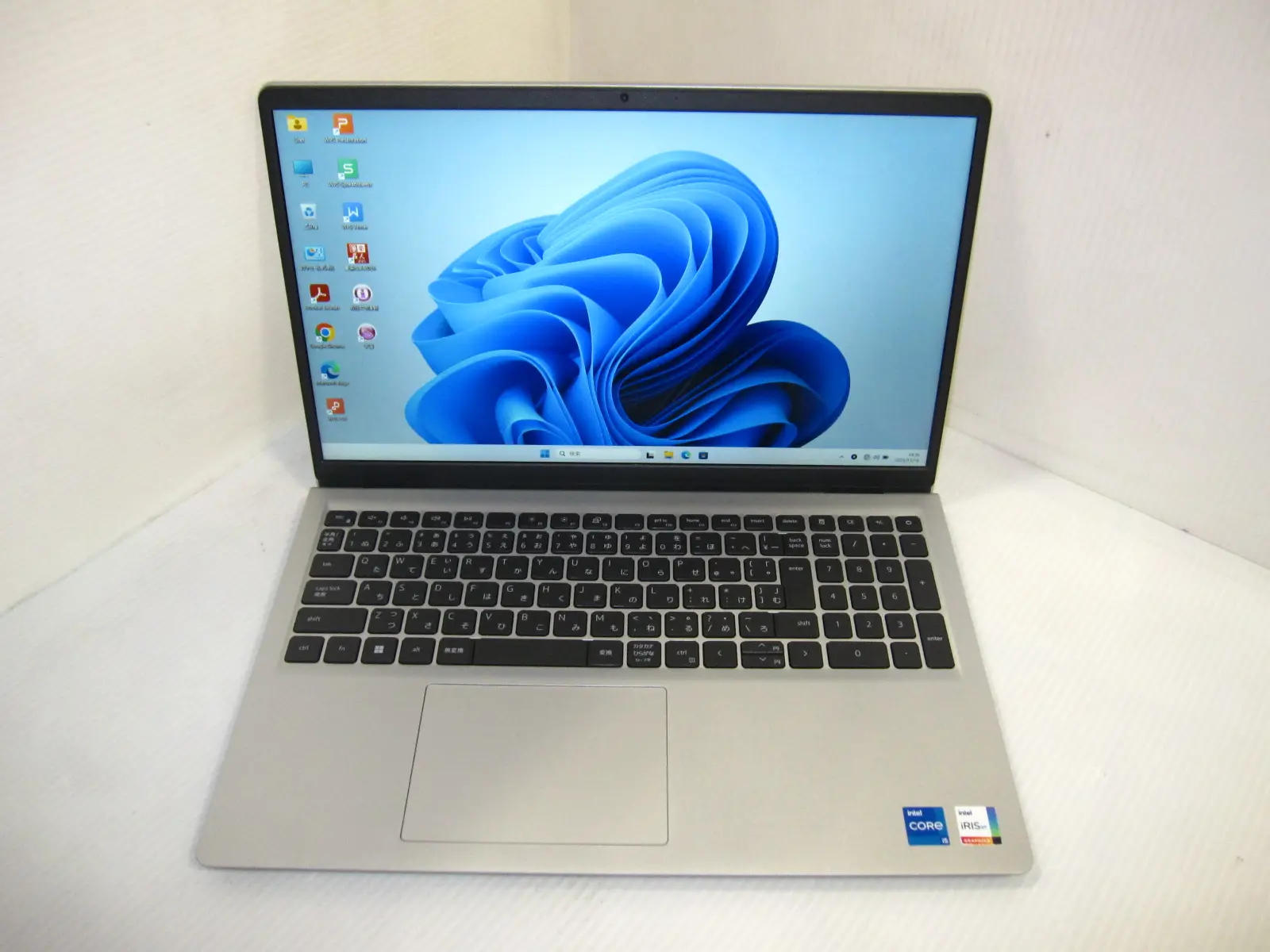 【美品】 第12世代 Inspiron15 3520 15.6 ノートPC DELL Inspiron 15 3520 (第12世代CPU)