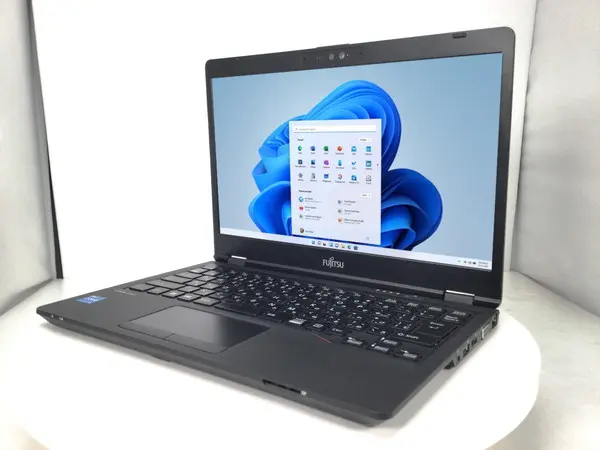 富士通 LIFEBOOK U7311/F（第10世代CPU）