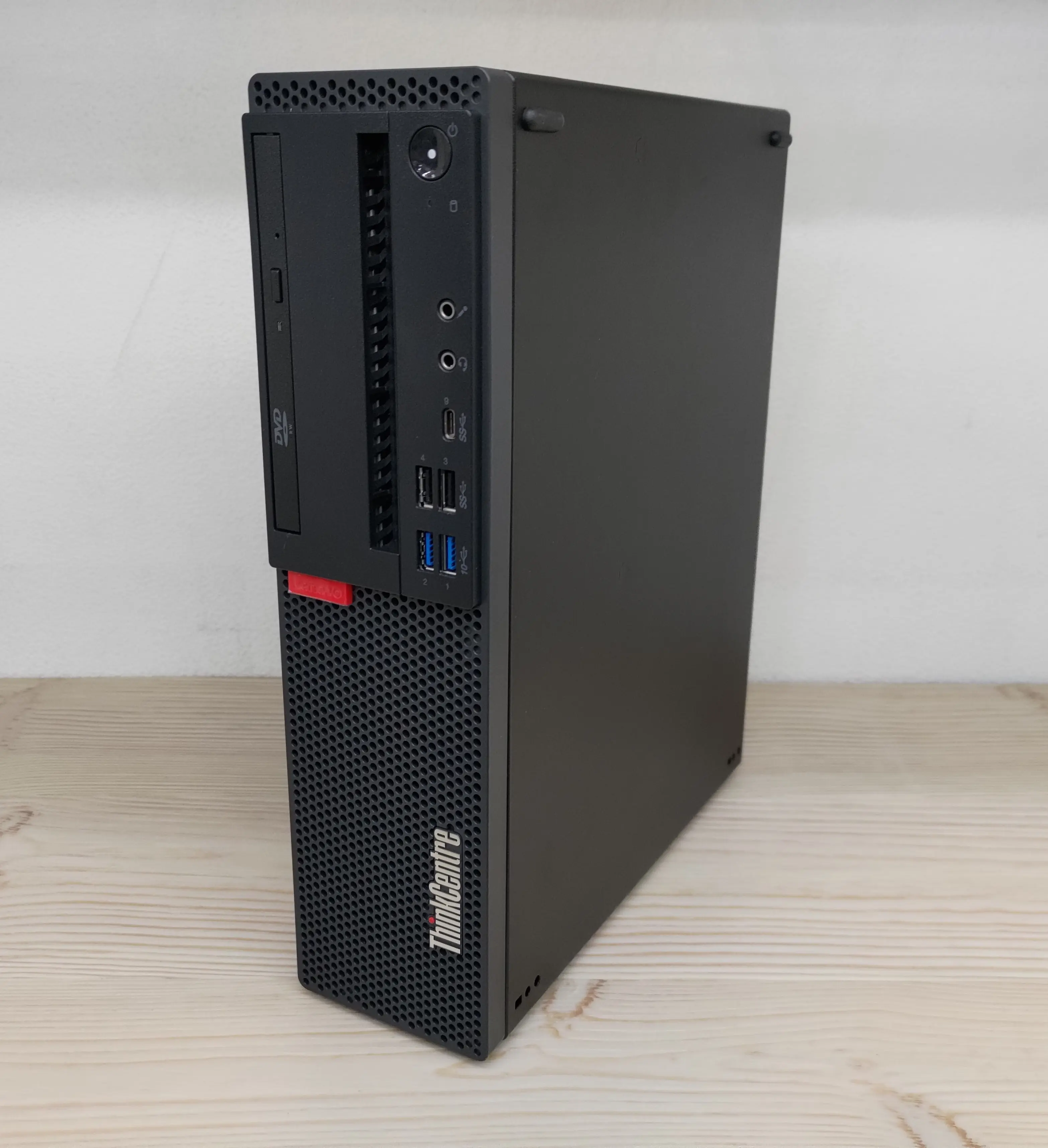Lenovo ThinkCentre M720s Small