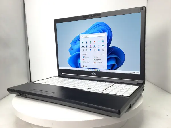 富士通 LIFEBOOK A579/A（第8世代CPU）