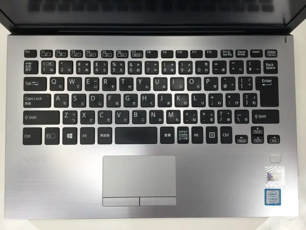 VAIO Pro PG VJPG11 (訳あり)(CPU：Core i5 8250U 1.6GHz/メモリ：8GB