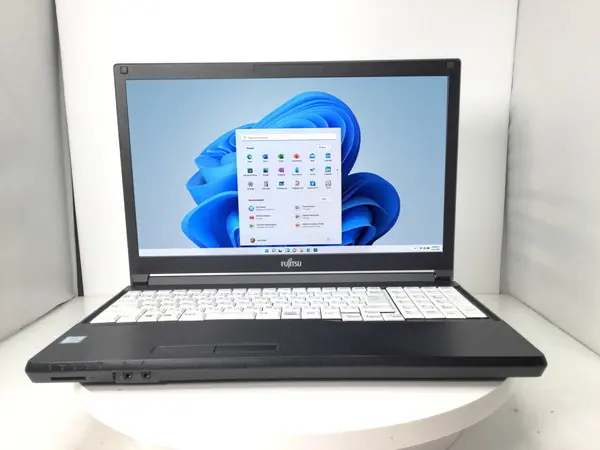富士通 LIFEBOOK A749/A（訳あり）(Core i5 8365U 1.60GHz/メモリ：4GB