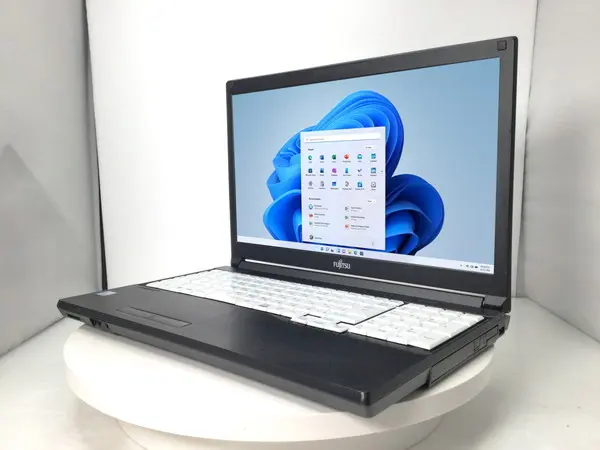 富士通 LIFEBOOK A749/A（第8世代CPU）