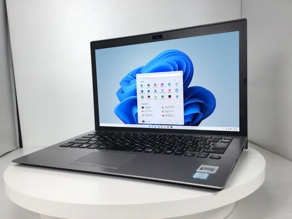 VAIO Pro PG VJPG11（第8世代CPU）