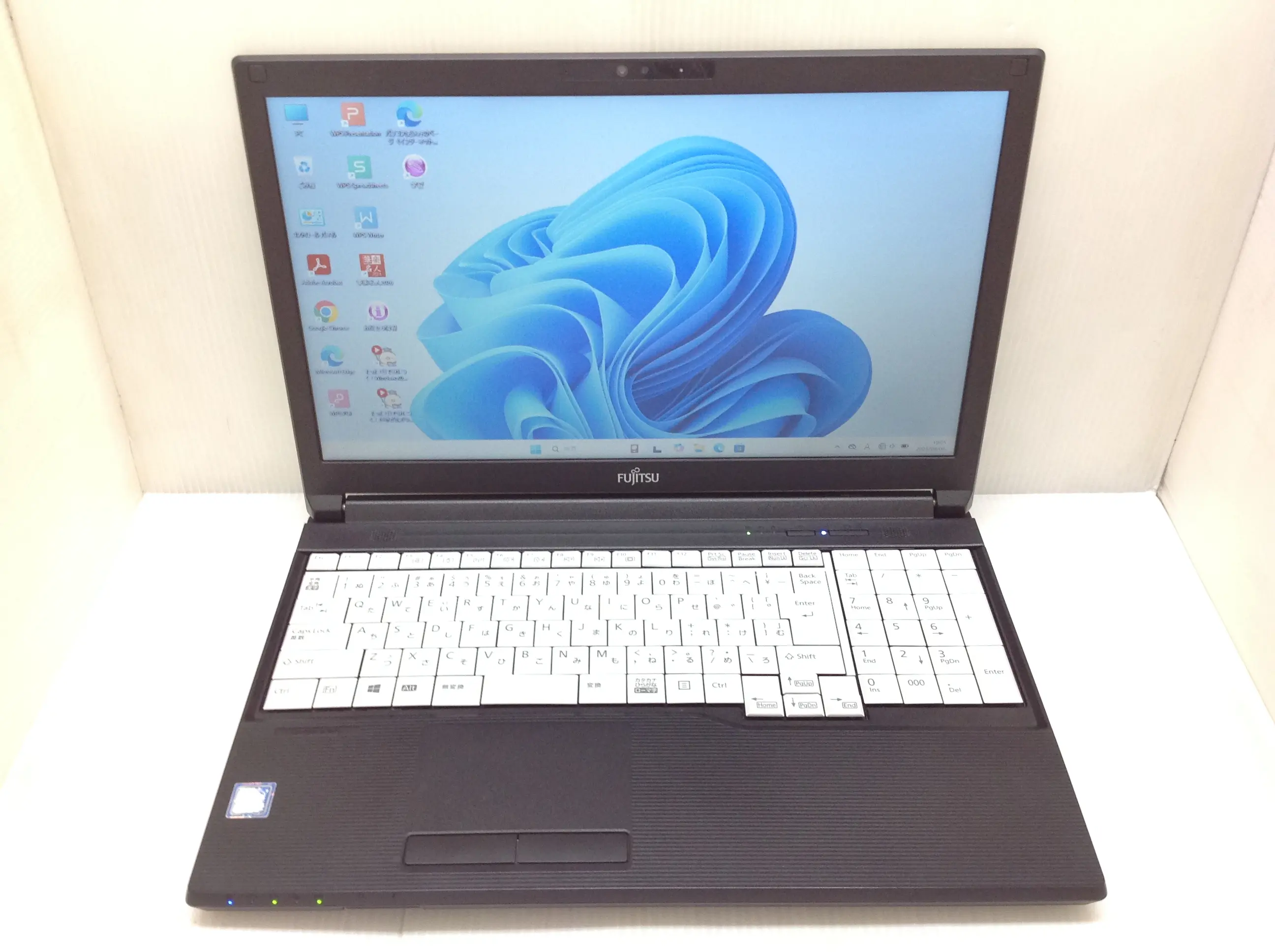 富士通 LIFEBOOK A579/B Win11Pro・SSDモデル