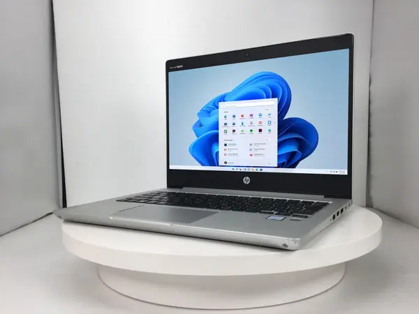HP ProBook 430 G6（第8世代CPU）