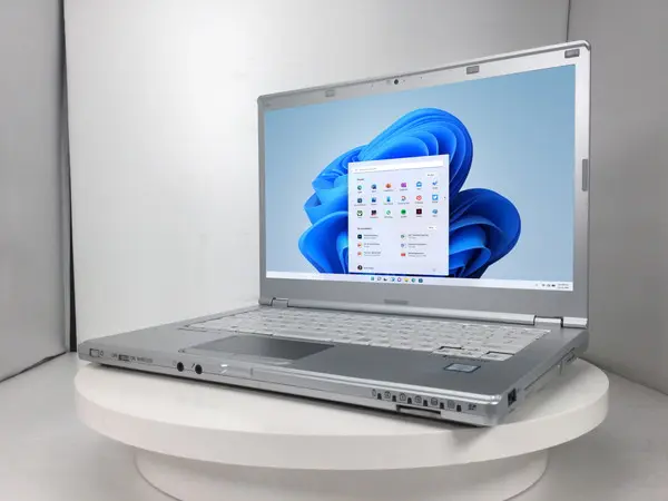 Panasonic Let's note CF-LX6（第7世代CPU）