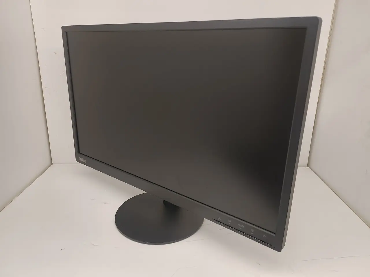 Lenovo ThinkVision E24-10

