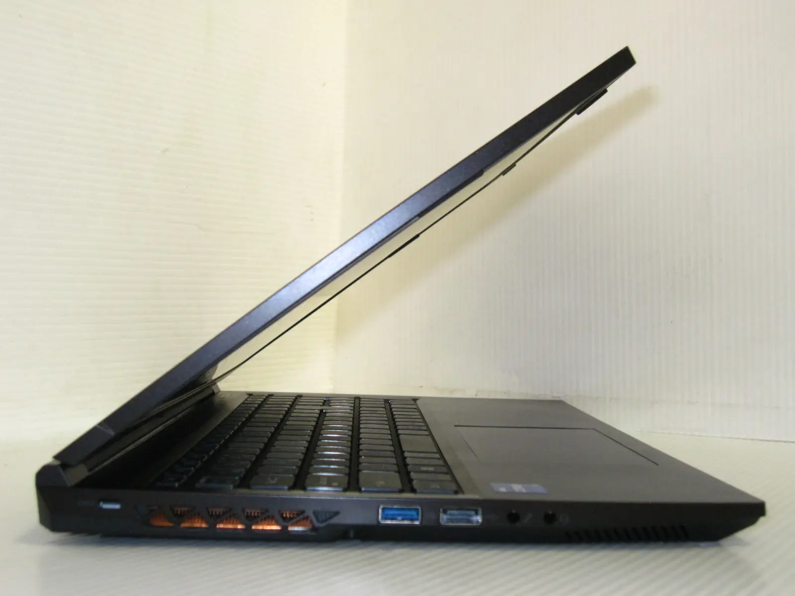 【ハイスペック/希少】iiyama Win11ノートパソコン メモリ32GB ハイスペック/希少】iiyama Win11ノートパソコン メモリ32GB