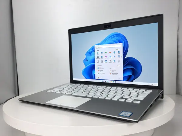 VAIO Pro PF（第8世代CPU）