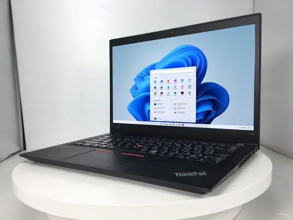 ThinkPad T14S 第10世代 i7/32GB/ 512GB OC