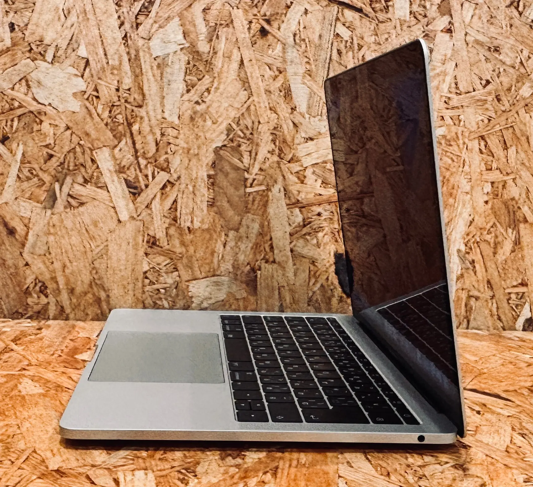 極美品 MacBook Pro A1708 2017 i5/16GB/512GB Amazon.com: Mid 2017 Apple MacBook Pro with Touch Bar, with 3.1GHz