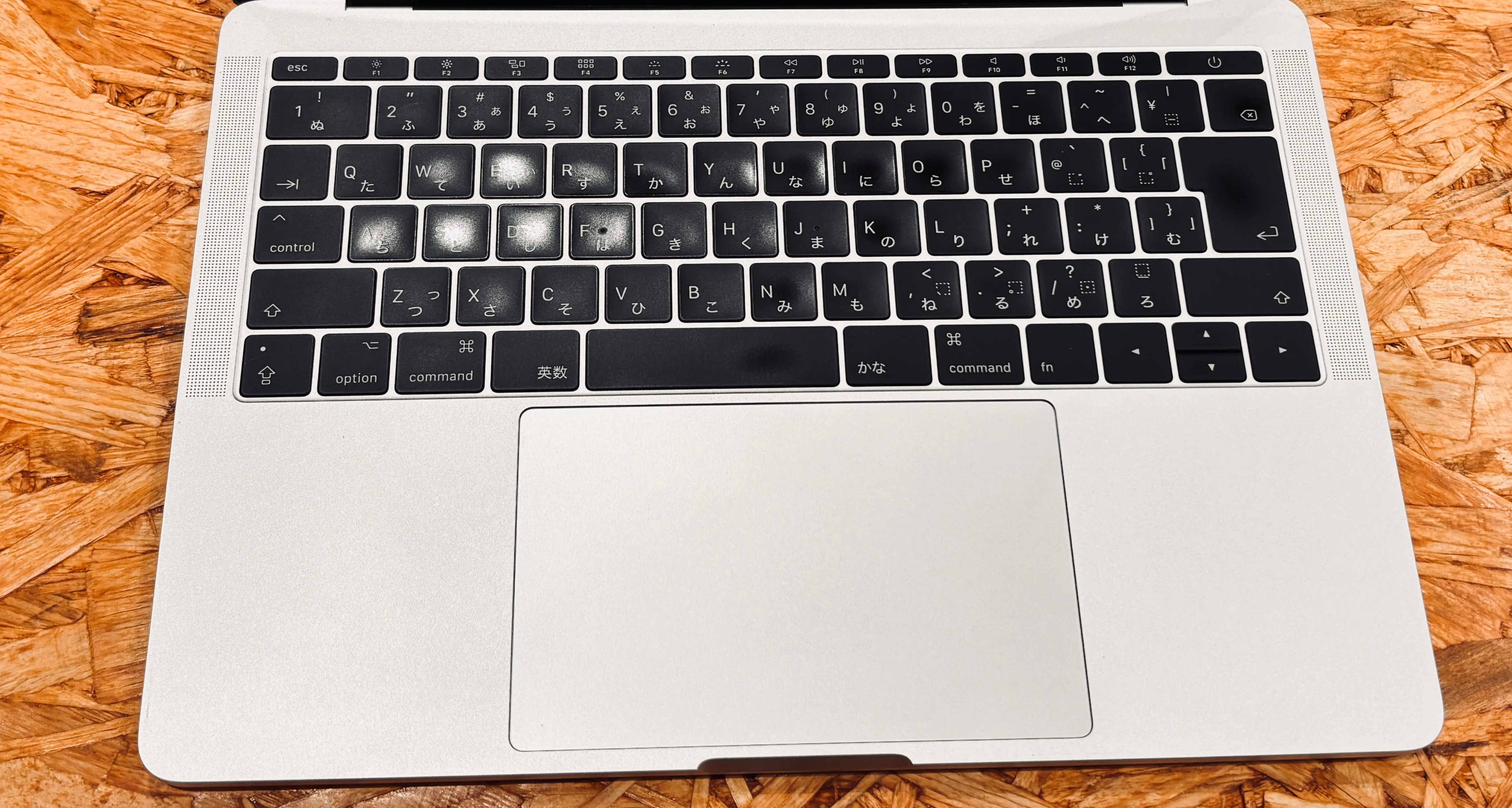 Apple MacBook Pro A1708 2017年モデル(CPU： Core i5-7360U 2.3GHz